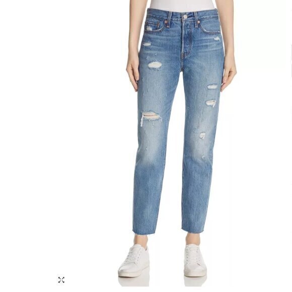 Levi's Denim - Levi's Blue Wedgie Icon Straight Jeans In Partner in Crime Wash in Size 24